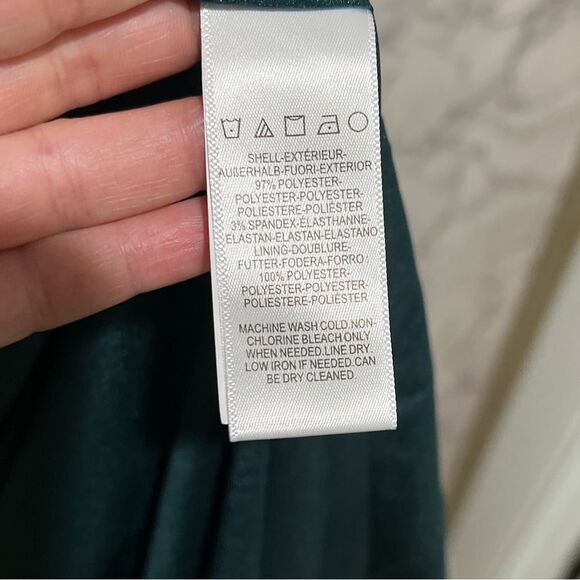 Dress The Population Sandra Gown in Pine - Picture 9 of 11